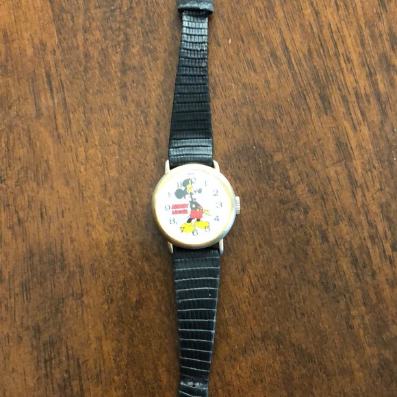 Antique Mickey Mouse watch - Picture 1 of 3